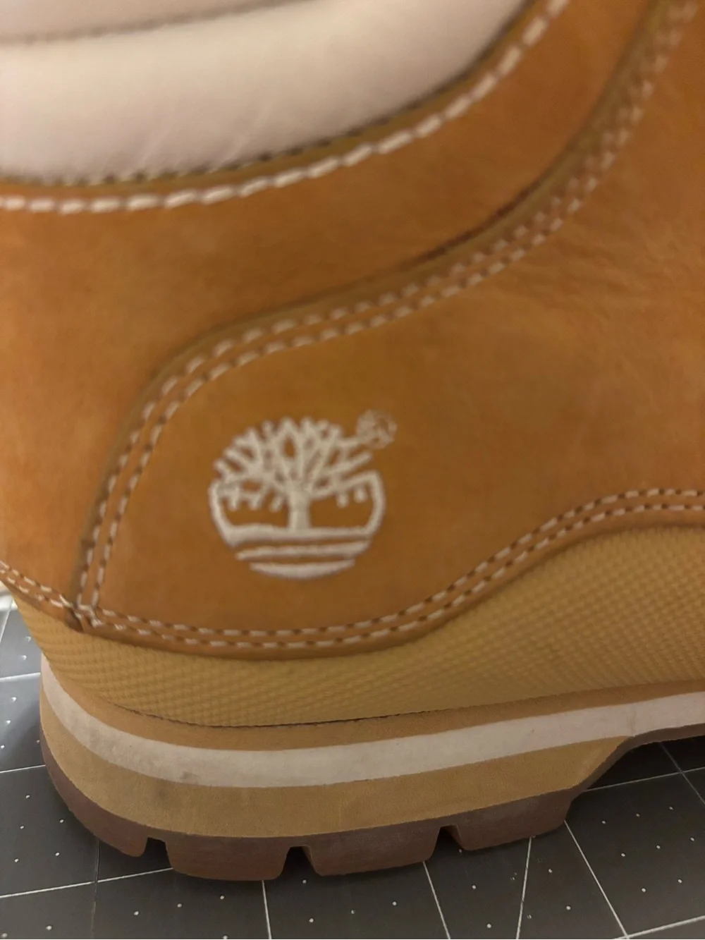 Timberland chukka boots